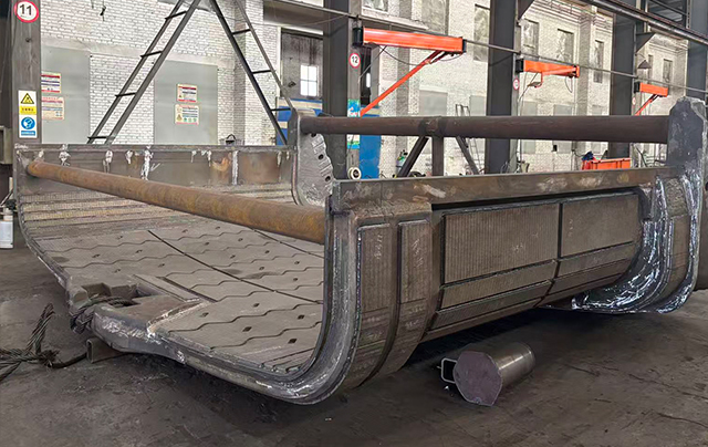 Решена проблема износа в горнодобыче | Плиты HISAN HS-X из хромовольфрамового карбида